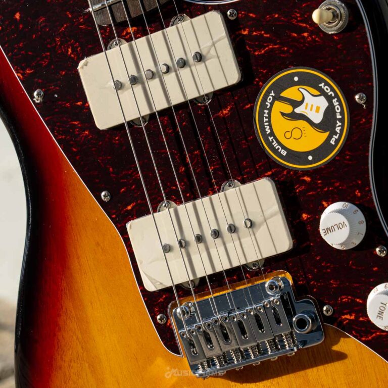 SIRE LARRY CARLTON J3 ขายราคาพิเศษ