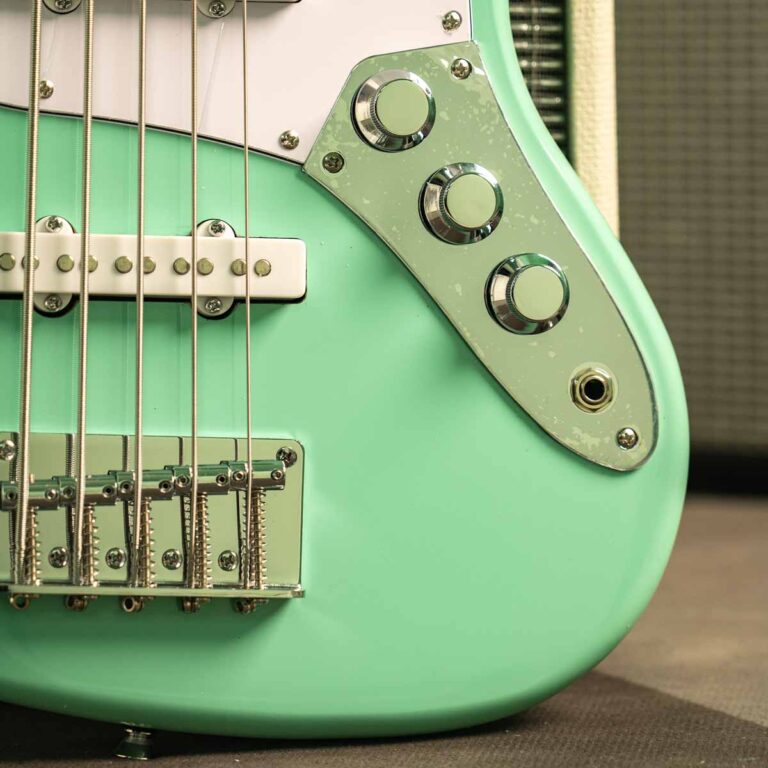 GUSTA BONNIE 5 STRINGS GREEN ขายราคาพิเศษ
