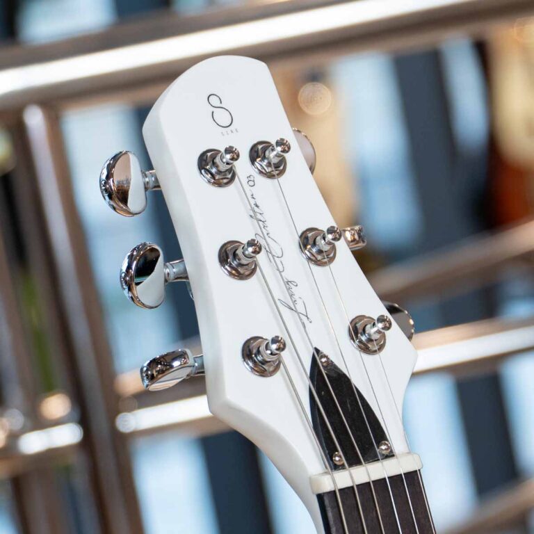 Sire Larry Carlton Q3 กีตาร์ไฟฟ้า ขายราคาพิเศษ