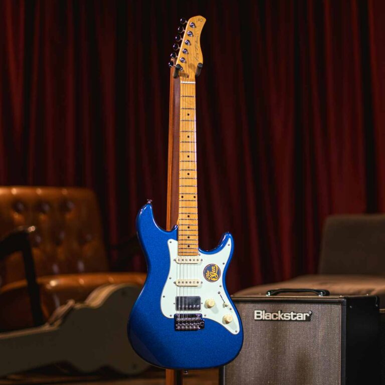 SIRE LARRY CARLTON S5 HSS DARK NAVY ขายราคาพิเศษ