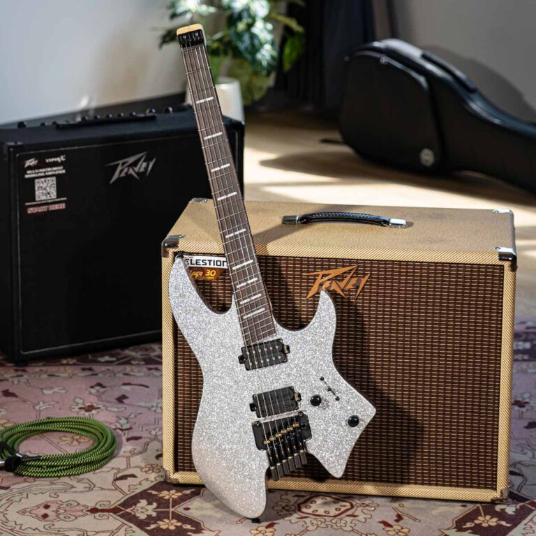 SIRE LARRY CARLTON X6 6 STRINGS SILVER SPARKLE ขายราคาพิเศษ