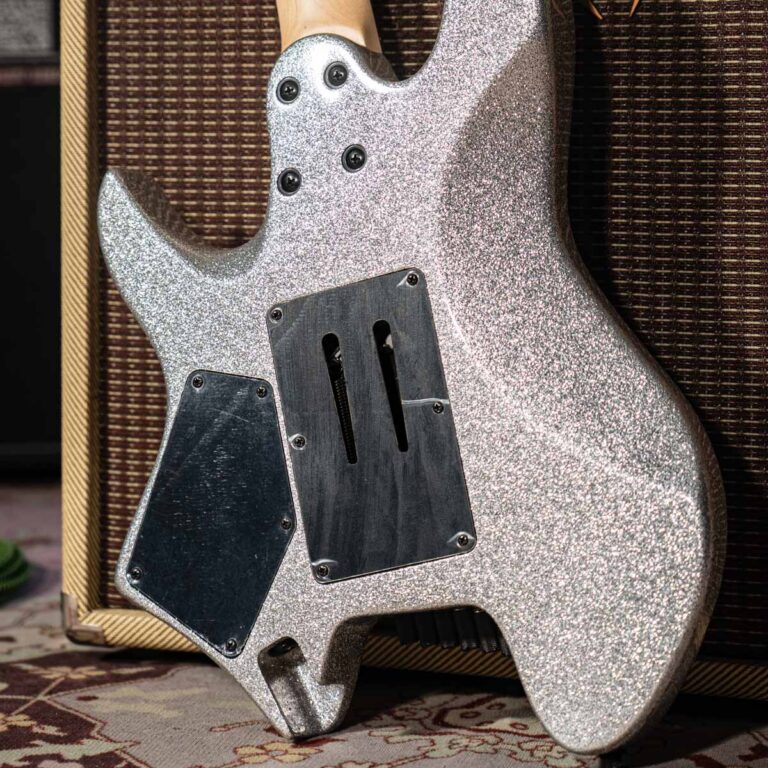 SIRE LARRY CARLTON X6 6 STRINGS SILVER SPARKLE ขายราคาพิเศษ