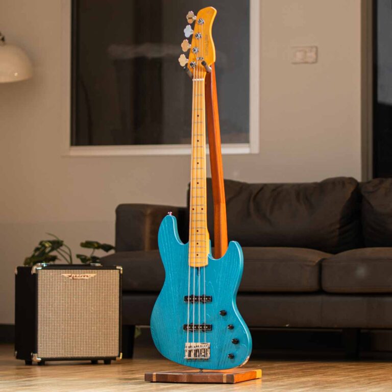 Sire Marcus Miller V6 4 Strings เบสไฟฟ้า ขายราคาพิเศษ