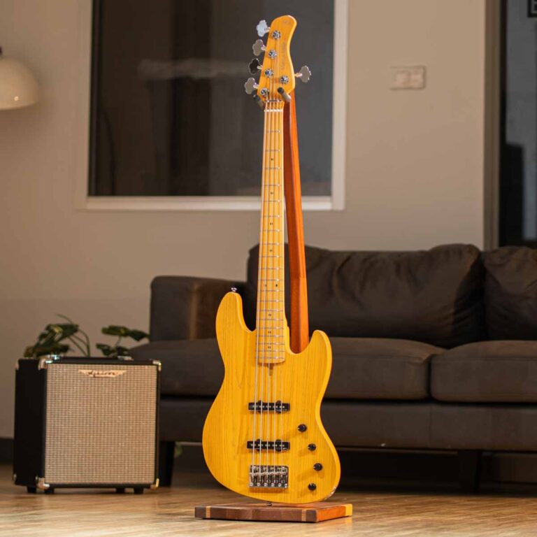 Sire Marcus Miller V6 5 Strings เบสไฟฟ้า ขายราคาพิเศษ