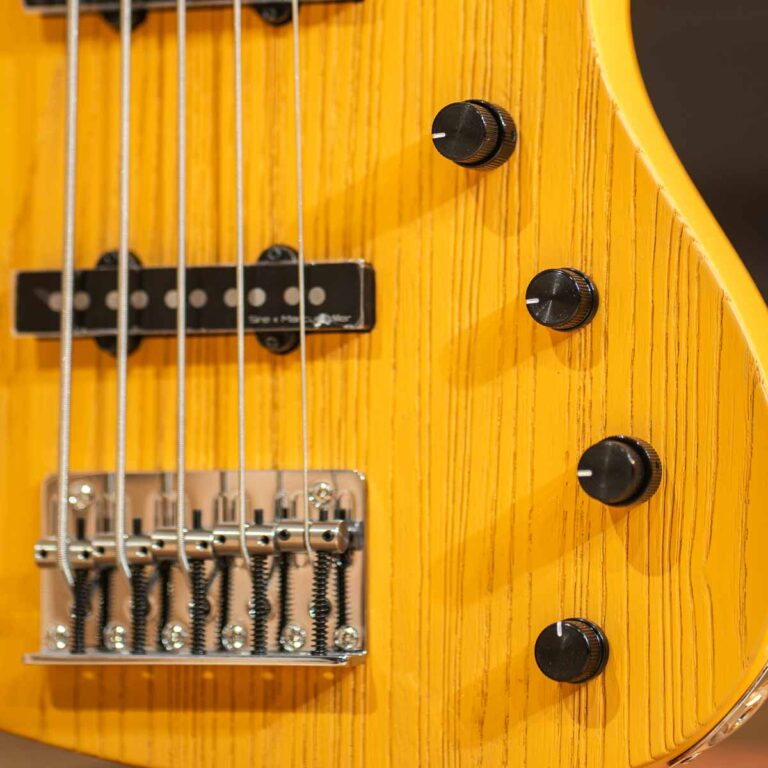 Sire Marcus Miller V6 5 Strings เบสไฟฟ้า ขายราคาพิเศษ