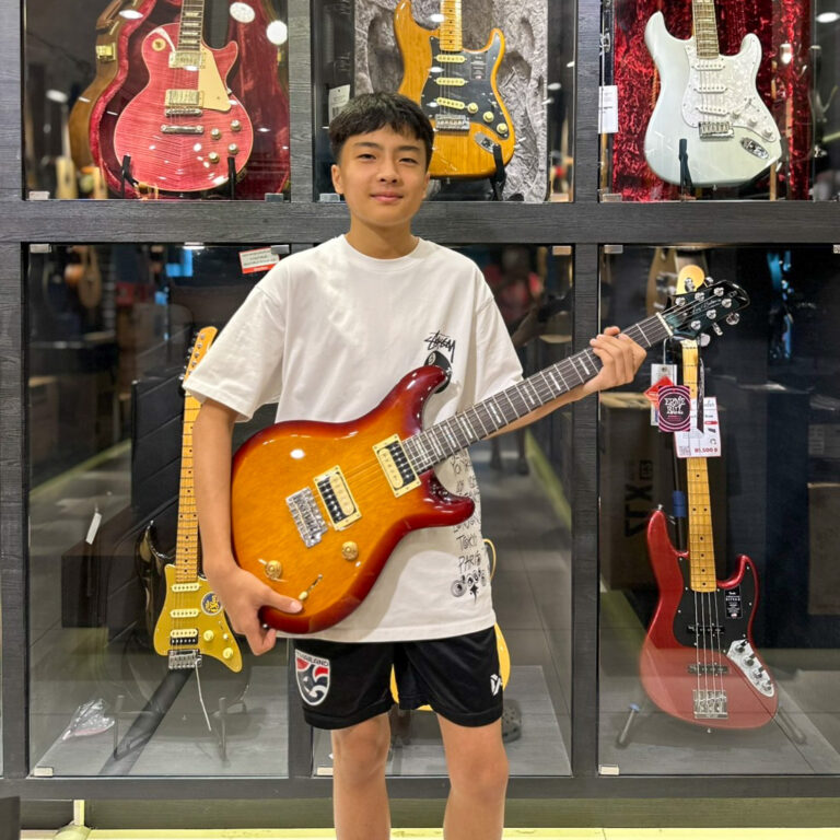 Sire Larry Carlton Q3 TS