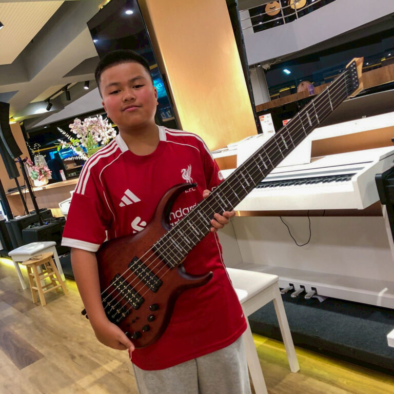 Sire Marcus Miller M6 Headles MAS