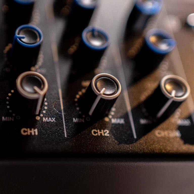 PEAVEY LN 1063 ขายราคาพิเศษ