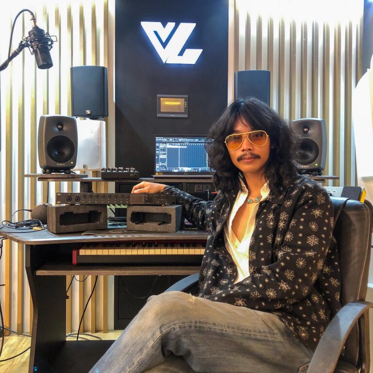 Topping Pro E8x8P BK