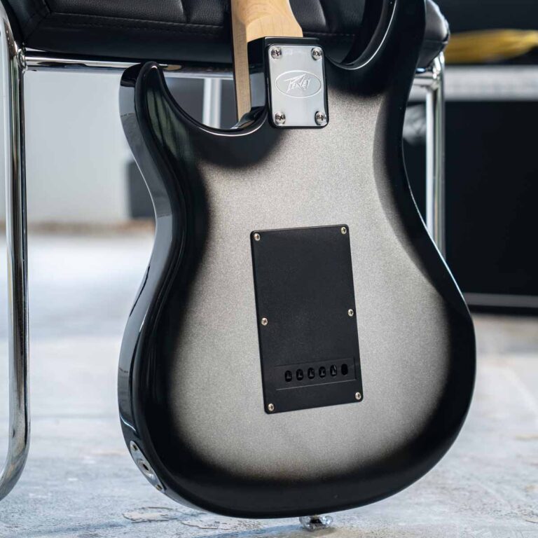 PEAVEY RAPTOR CUSTOM กีตาร์ไฟฟ้า SILVERBURST ขายราคาพิเศษ