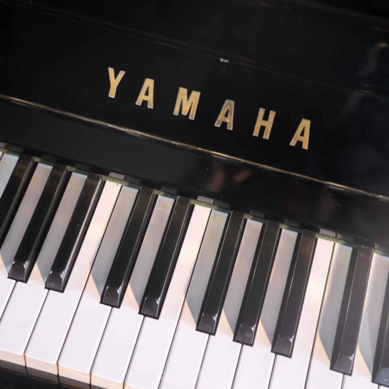 Yamaha Upright U3H อัพไรท์เปียโนมือสอง ขายราคาพิเศษ