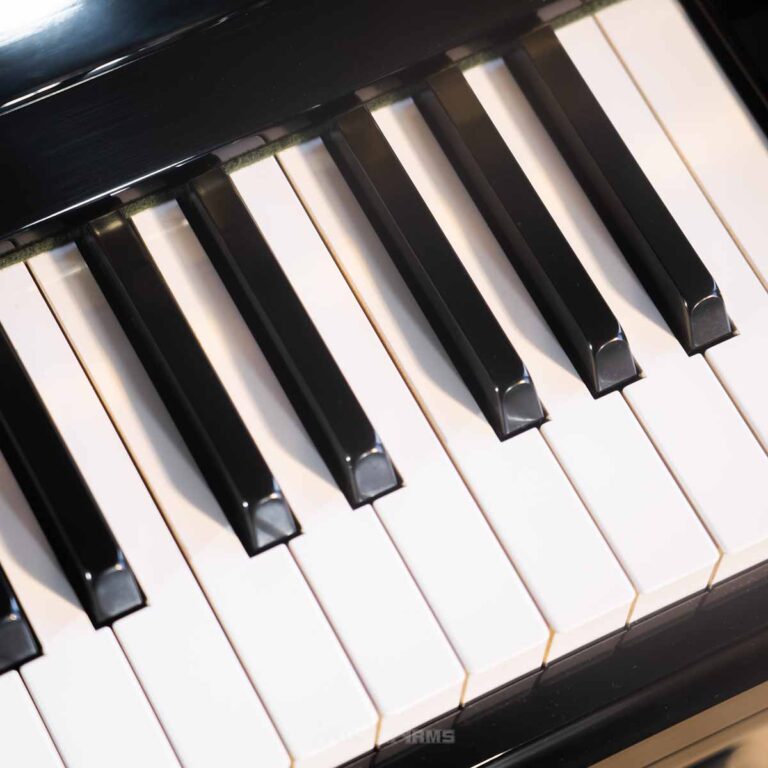 Yamaha Upright U3H อัพไรท์เปียโนมือสอง ขายราคาพิเศษ