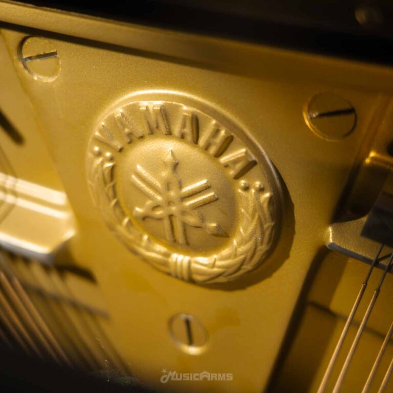 Yamaha Upright U3H อัพไรท์เปียโนมือสอง ขายราคาพิเศษ