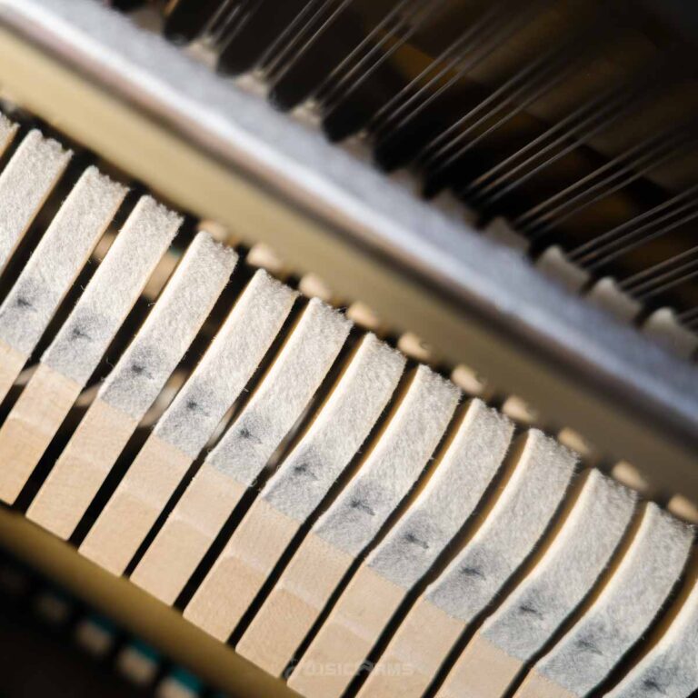 Yamaha Upright U3H อัพไรท์เปียโนมือสอง ขายราคาพิเศษ