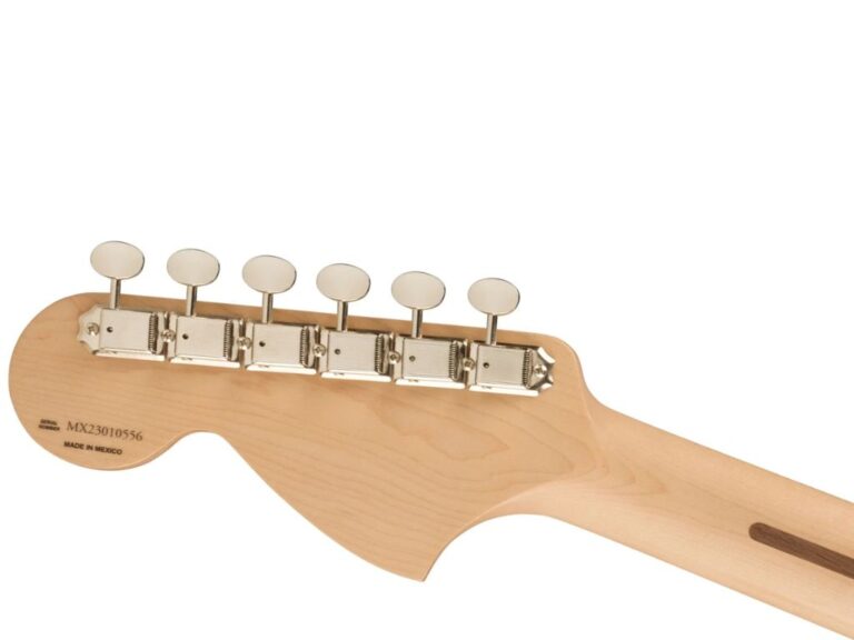 Fender Limited Edition Tom DeLonge Stratocaster ขายราคาพิเศษ