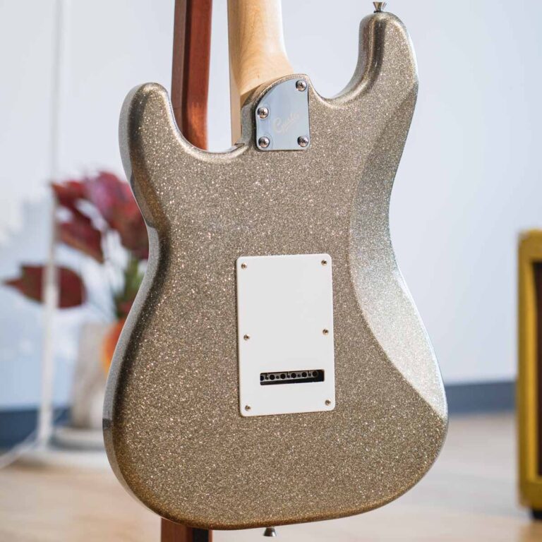 GUSTA GST-01 HSS SPARKLE SILVER ขายราคาพิเศษ