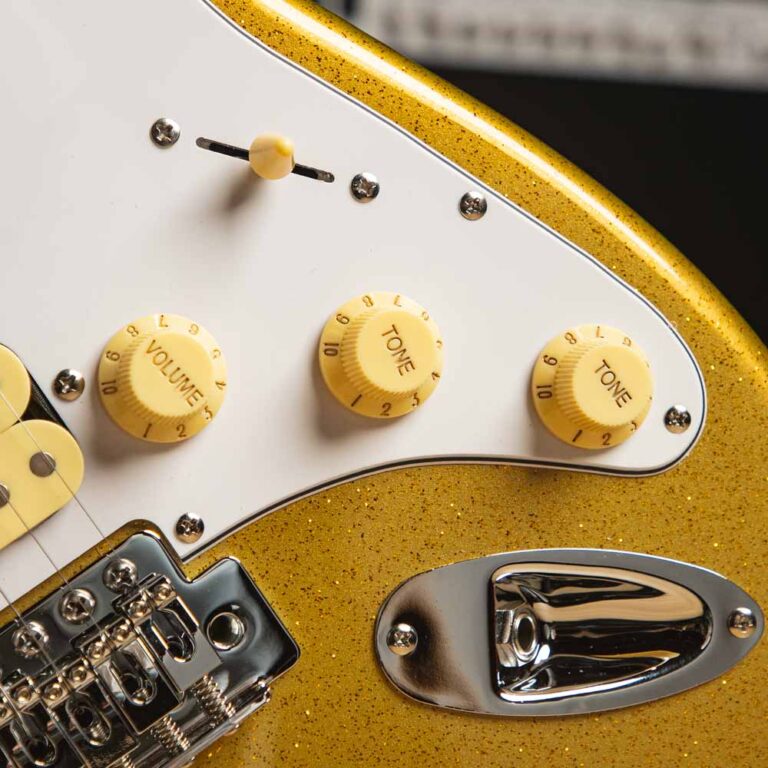 Gusta GST-01 HSS Sparkle Gold ขายราคาพิเศษ