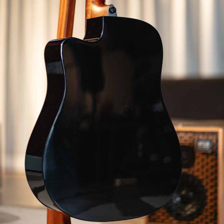 LAG GUITAR T118DCE BLACK ขายราคาพิเศษ