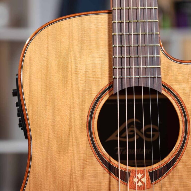 LAG GUITAR T118DCE NATURAL ขายราคาพิเศษ