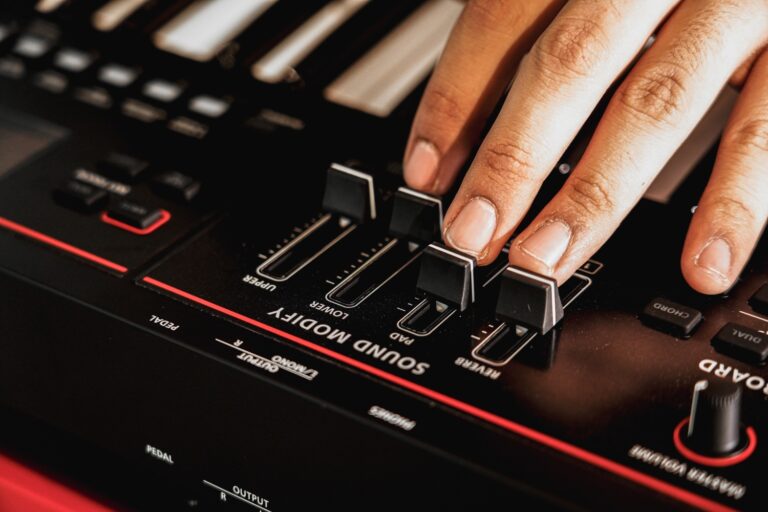 Roland XPS-10X คีย์บอร์ดไฟฟ้า ขายราคาพิเศษ