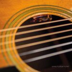 LR Baggs Lyric Acoustic Guitar Microphone System with Preamp ขายราคาพิเศษ