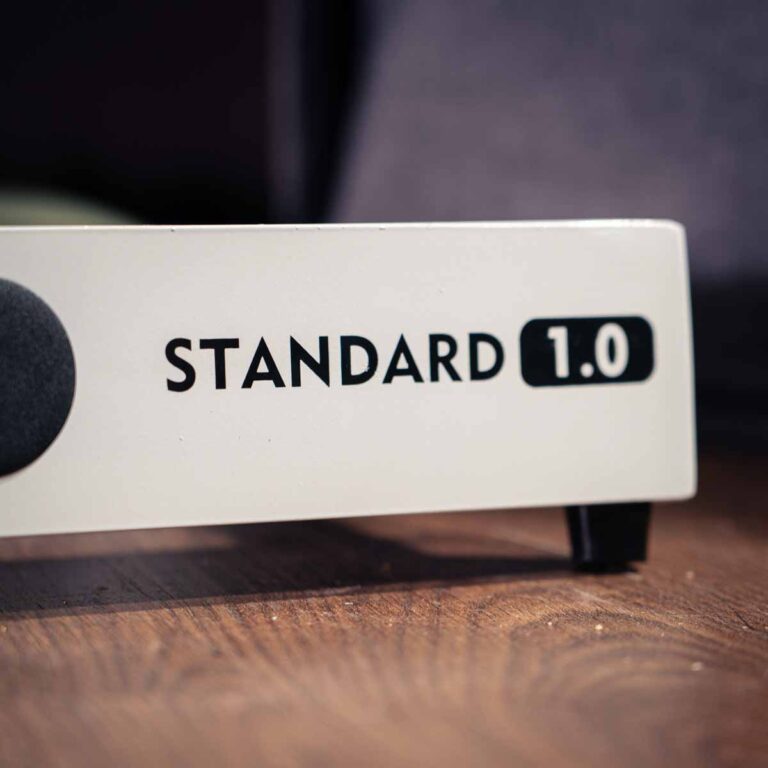 GHOST FIRE V-STANDARD 1.0 ALUMINUM ALLOY 2.75LB EFFECT PEDALBOARD บอร์ดเอฟเฟค WHITE ขายราคาพิเศษ