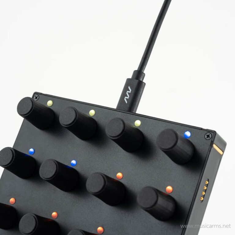 Intech Studio Grid EN16 ขายราคาพิเศษ