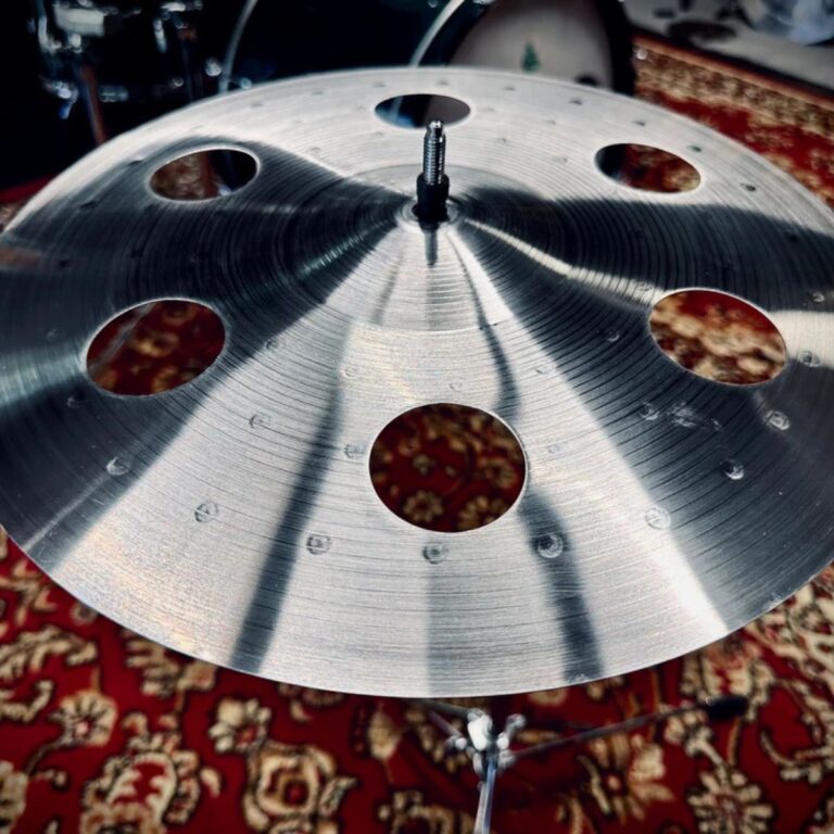 Kmicic Classic Brilliance 14” O-Zone Crash Cymbal ฉาบโอโซนแครช ขายราคาพิเศษ