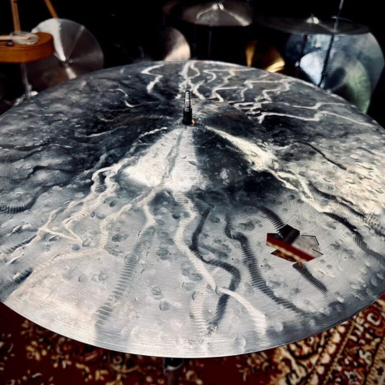 Kmicic Dark Dry BELÓŚ 20” Big Bell Ride Cymbal ขายราคาพิเศษ