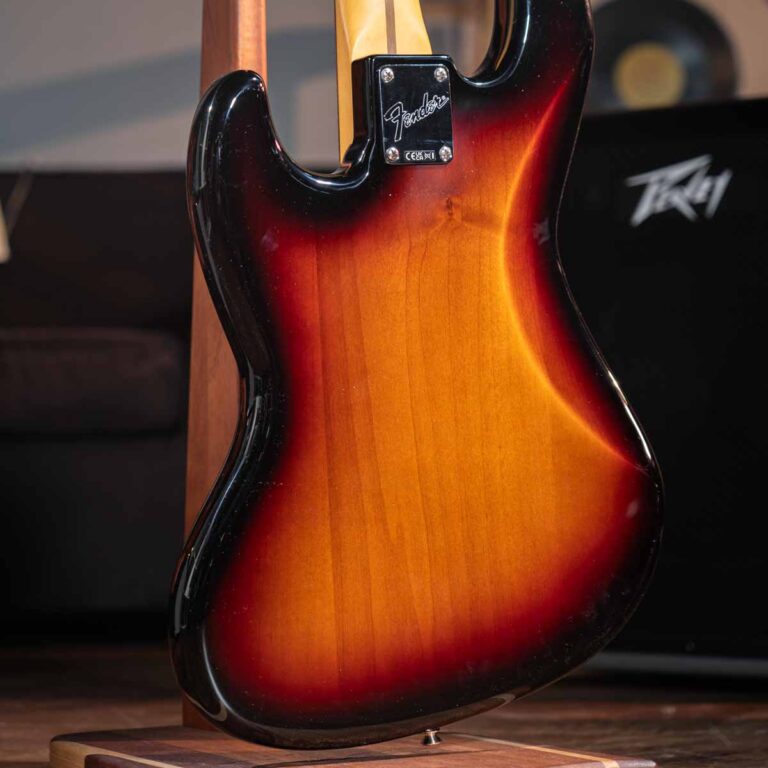 Fender American Professional Classic Jazz Bass เบสไฟฟ้า ขายราคาพิเศษ