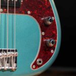 Fender American Professional Classic Precision Bass เบสไฟฟ้า ขายราคาพิเศษ