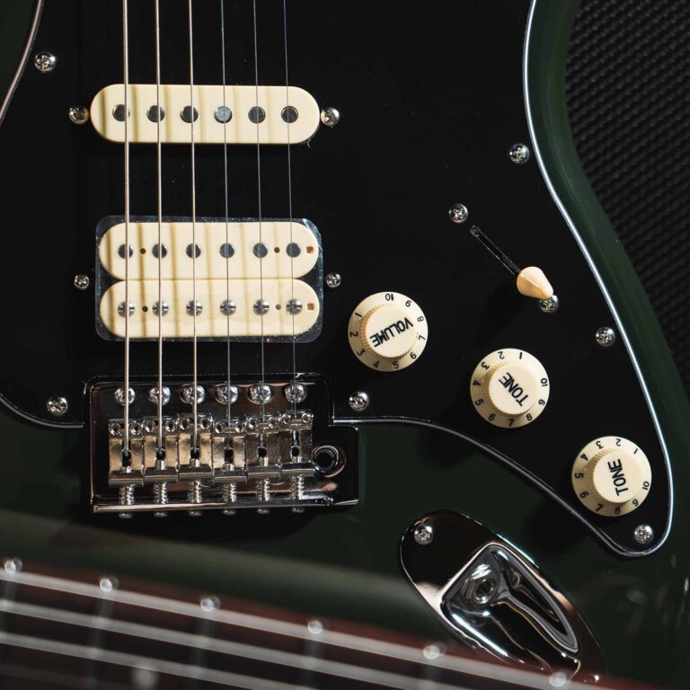 Gusta Roadster S325V HSS กีตาร์ไฟฟ้า ขายราคาพิเศษ