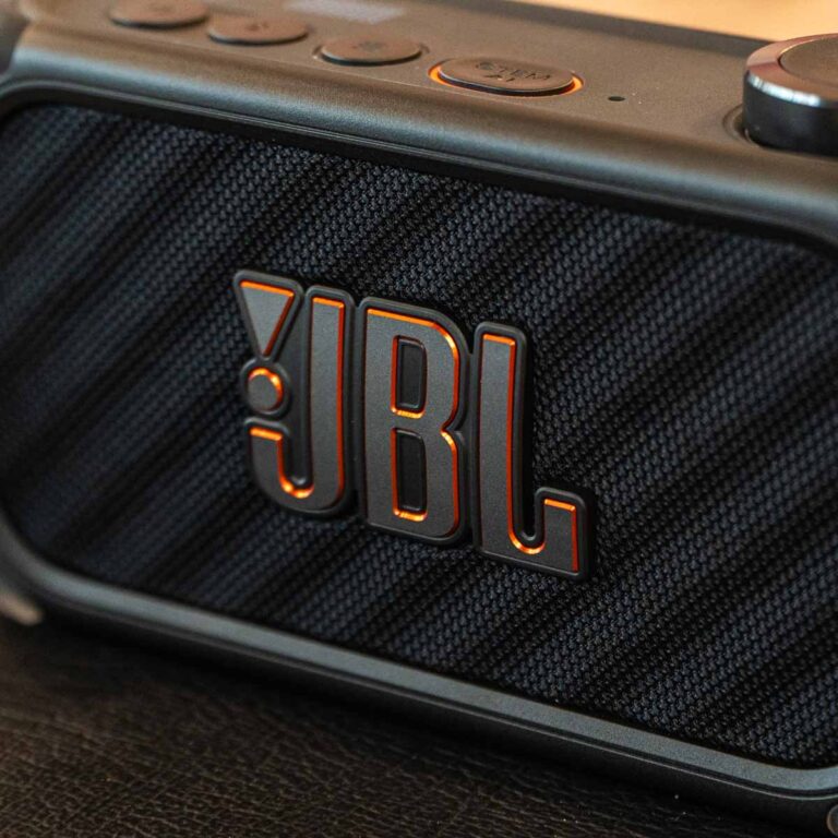 JBL Bandbox Solo แอมป์กีตาร์และลำโพงพกพาอัจฉริยะ ขายราคาพิเศษ
