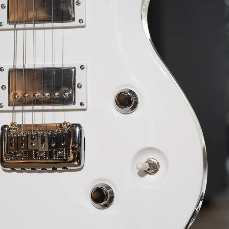 Gusta Bonnie DC กีตาร์ไฟฟ้า ขายราคาพิเศษ