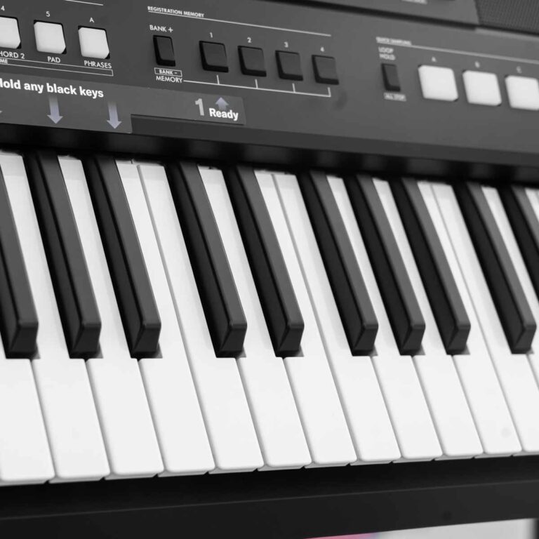 Yamaha PSR-E583 คีย์บอร์ดไฟฟ้า ขายราคาพิเศษ