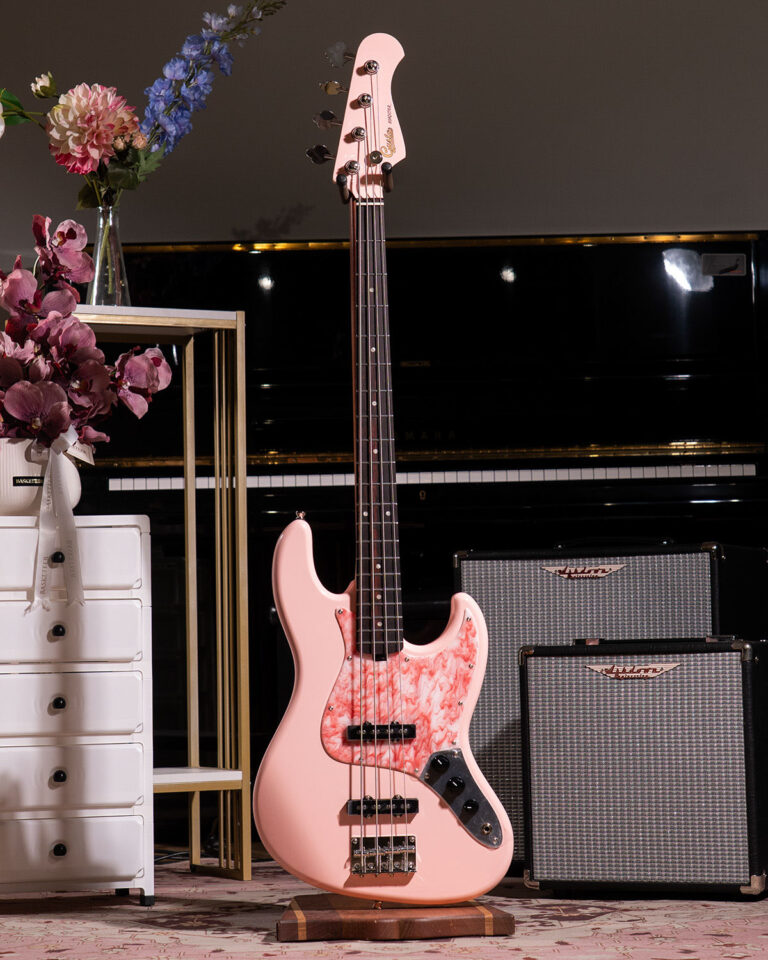 Gusta Roadster J325 4 String Bass เบสไฟฟ้า ขายราคาพิเศษ