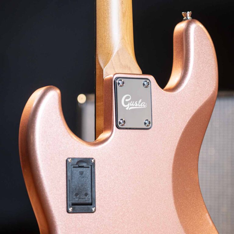 Gusta Roadster J525 4 String Bass เบสไฟฟ้า ขายราคาพิเศษ