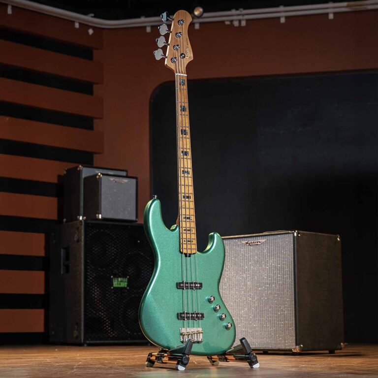 Gusta Roadster J525 4 String Bass เบสไฟฟ้า ขายราคาพิเศษ