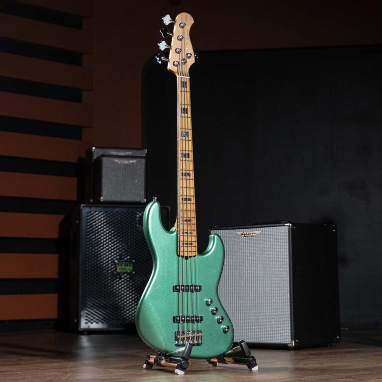 Gusta Roadster J525 5 String Bass ขายราคาพิเศษ