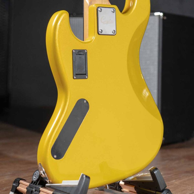 Gusta Roadster J525 5 String Bass ขายราคาพิเศษ