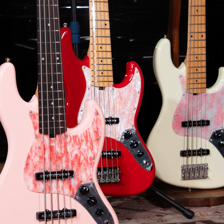 Gusta Roadster J325 5 String เบสไฟฟ้า ขายราคาพิเศษ