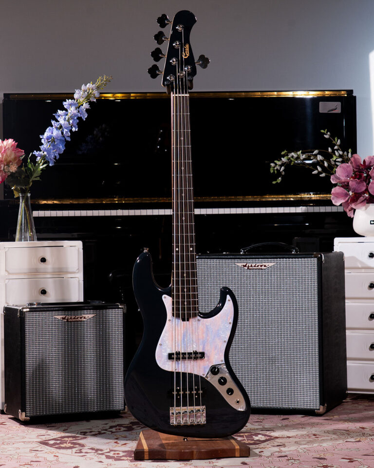 Gusta Roadster J325 5 String เบสไฟฟ้า ขายราคาพิเศษ