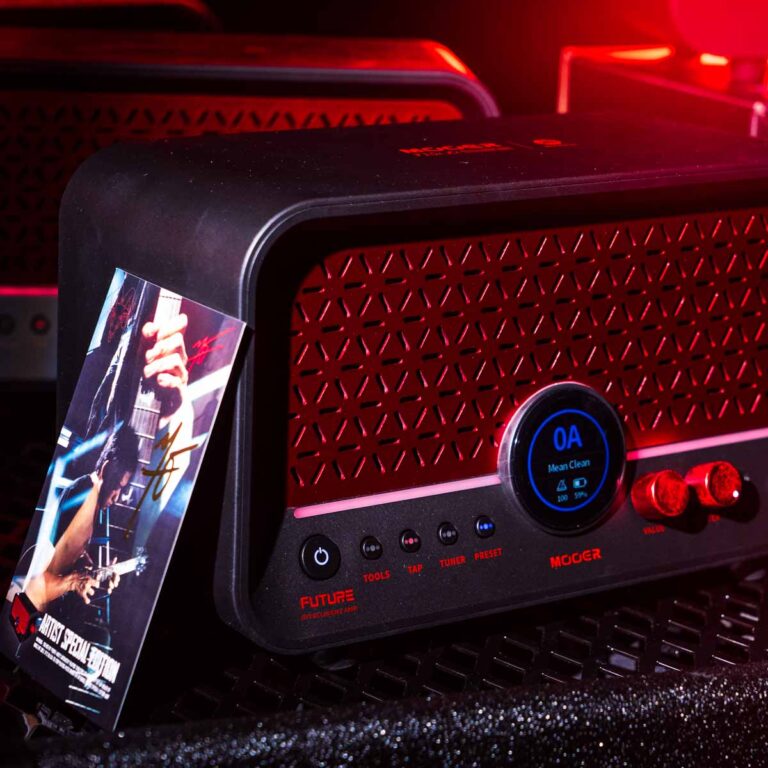 Mooer F15i Li Intelligent Amp x Mean Taitosmith Special Edition ขายราคาพิเศษ