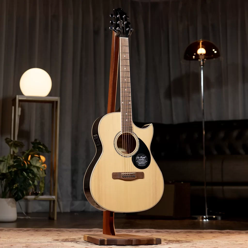Greg Bennett GA-100S กีตาร์โปร่ง