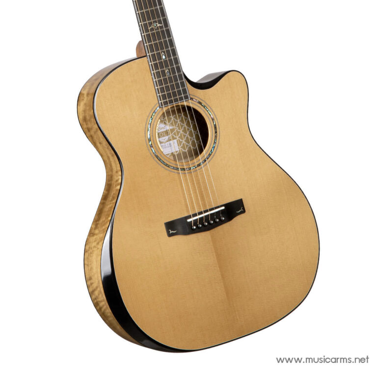 Natural wood acoustic guitar with a cutaway body, six strings, and rosette; viewed at an angle. ขายราคาพิเศษ