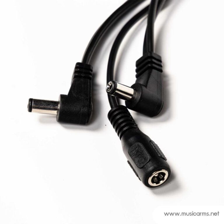 Two black DC power cables with right-angle barrel connectors on a white background, showing the metal tips close-up (watermark www.musicarms.net). ขายราคาพิเศษ