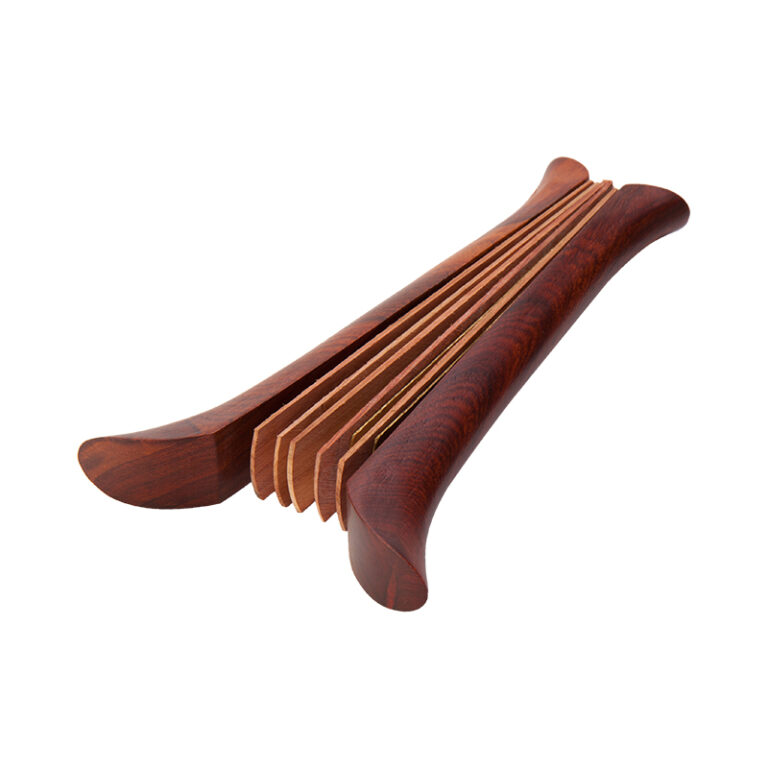 Set of wooden coat hangers arranged side by side with curved shoulders for clothing. ขายราคาพิเศษ