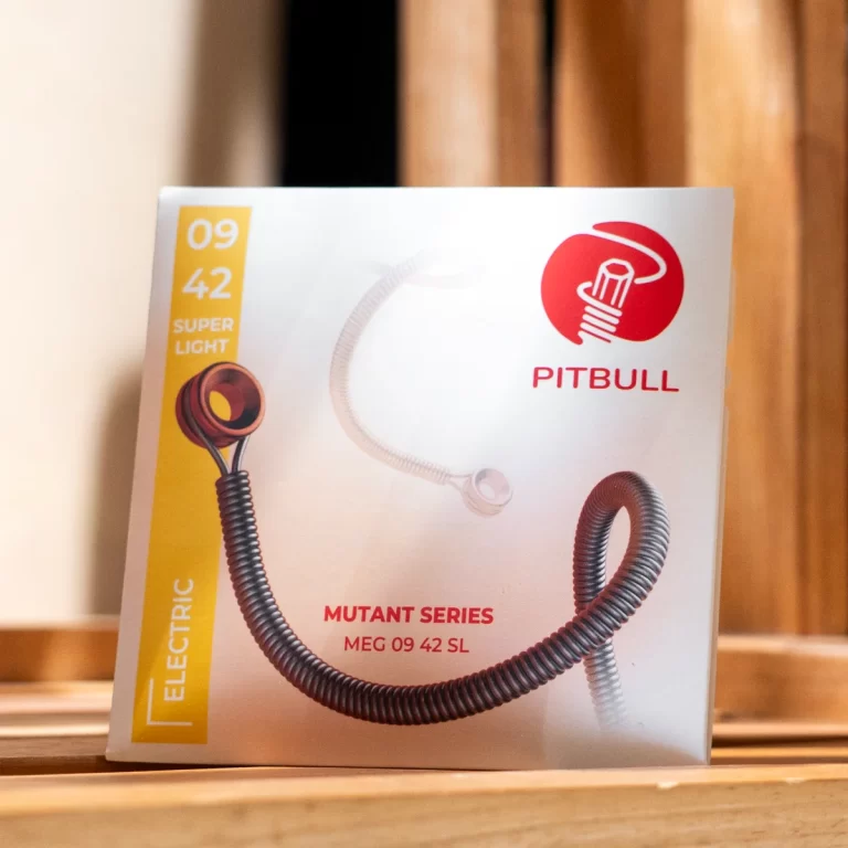 Box front for Pitbull Meg 09 42 SL electric lanyard/coil with yellow '09 42 Super Light' label and red Pitbull logo ขายราคาพิเศษ